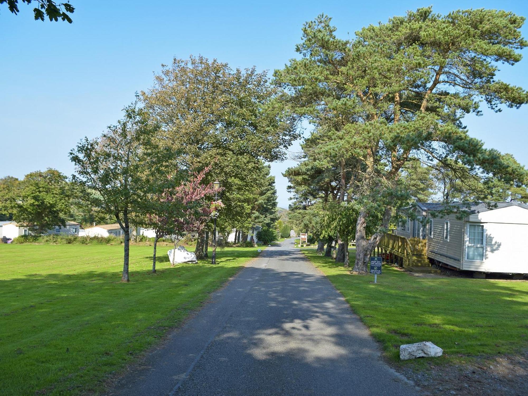 Keepers Nook - Dinas Country Club Villa Exterior photo